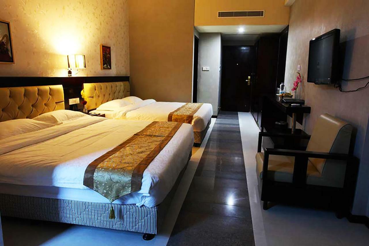 Hotel The Cox Today Cox's Bazar Esterno foto